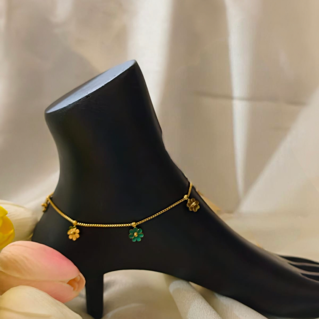 Floral Charm Gold Anklet