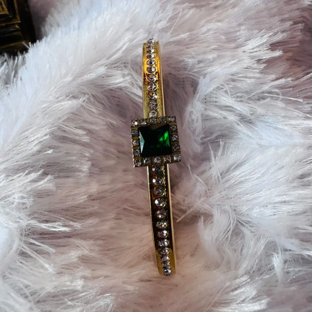 Square Emerald Crystal Designer Bangle