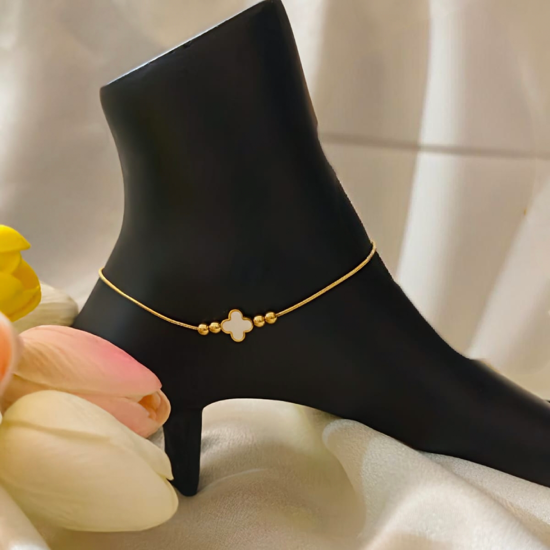 Clover Minimal Gold Anklet