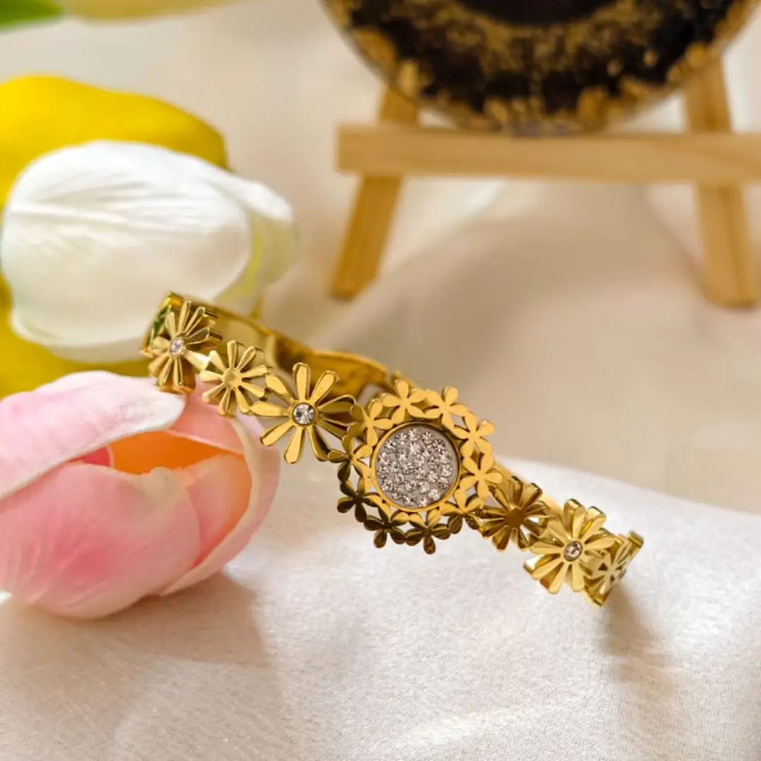 Premium Floral Cluster Gold Bangle