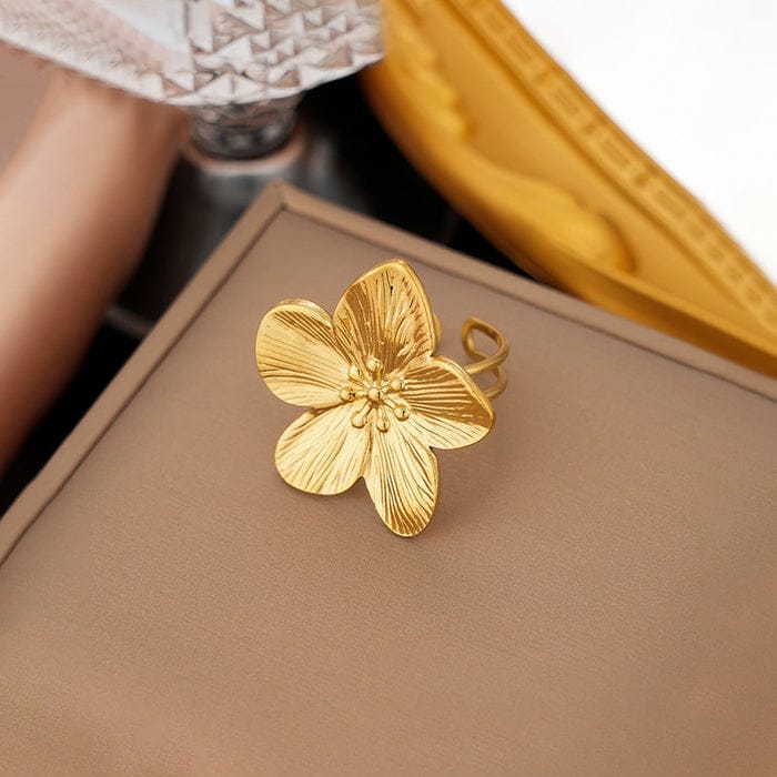 Golden Bloom Flower Ring