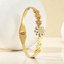 Daisy Garden Anti-Tarnish Bracelet